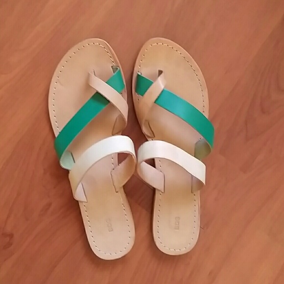 Sandals/ buff leather