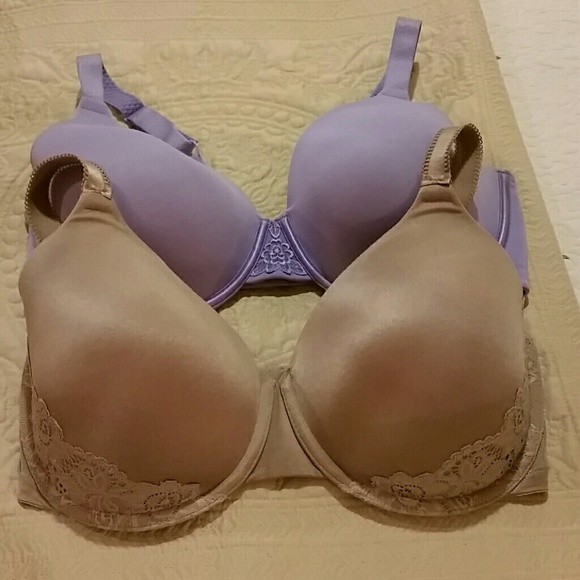 Vanity Fair and Olga 38DD t-shirt bras