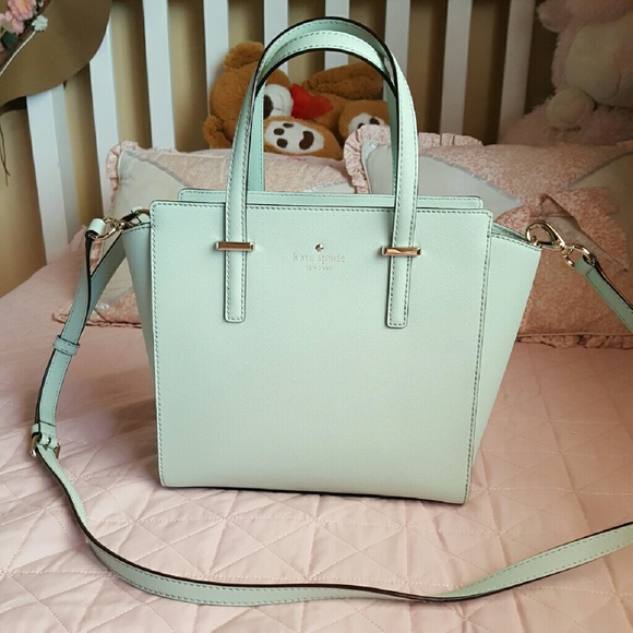 ❌sold ❌Kate spade small hayden