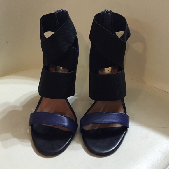 Halogen - Picture 2 of 4