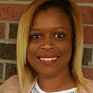 Meet your Posher, Cassandra