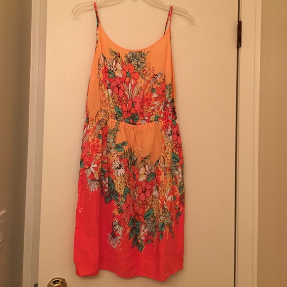 Spaghetti strap floral dress. Peach and coral