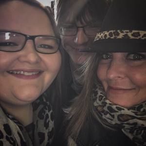 Meet your Posher, Marcia