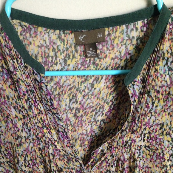 Patterned Blouse - Picture 2 of 4