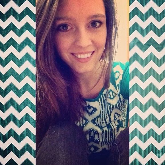 Meet your Posher, Elizabeth