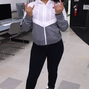 Meet your Posher, Carmen