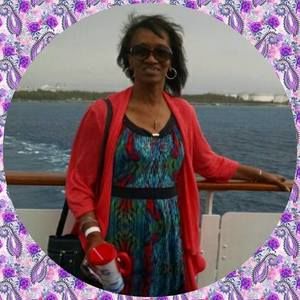 Meet your Posher, Cassandra