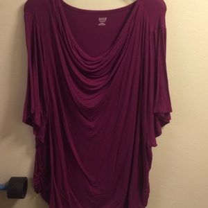 Women's barely worn dress shirt.