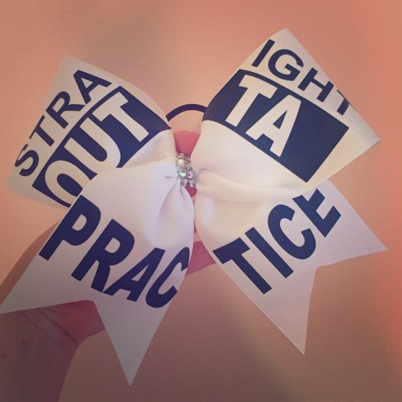 Competition Cheerleading Bow
