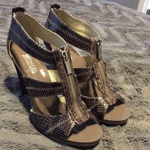 BRAND NEW! Michael Kors heels! Size: 8 1/2