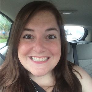 Meet your Posher, Amanda