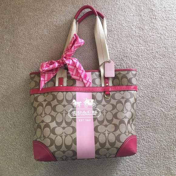 COACH PURSE👜