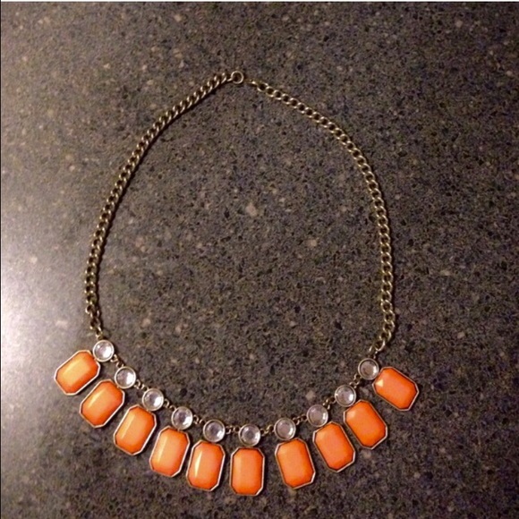 🎉 HOST PICK🎉On Trend Necklace: Orange & Crystal - Picture 3 of 3