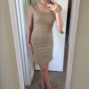Banana Republic Khaki Dress, 00P