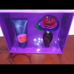 Marc Jacobs Lola cologne with body lotion new