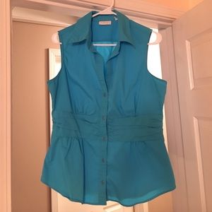 Sleeveless button down