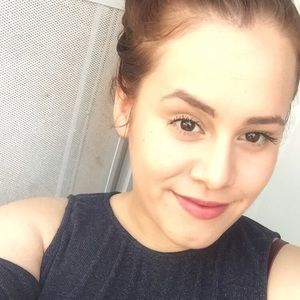 Meet your Posher, Lidia