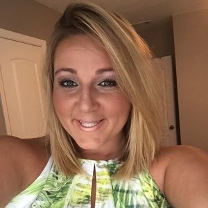 Meet your Posher, Kristin