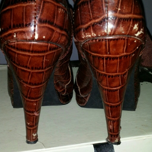 Colin Stuart booties - Picture 2 of 3