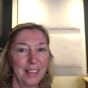 Meet your Posher, Brenda