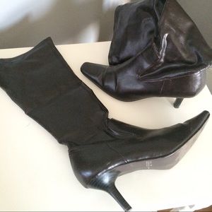 Rampage knee boot. Brown. Size 7.