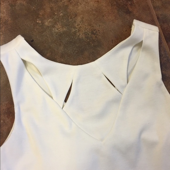 White Peplum Top - Picture 3 of 4