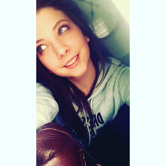 Meet your Posher, Lexi