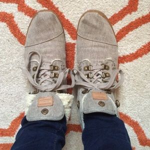 TOMS Grey Highland Botas