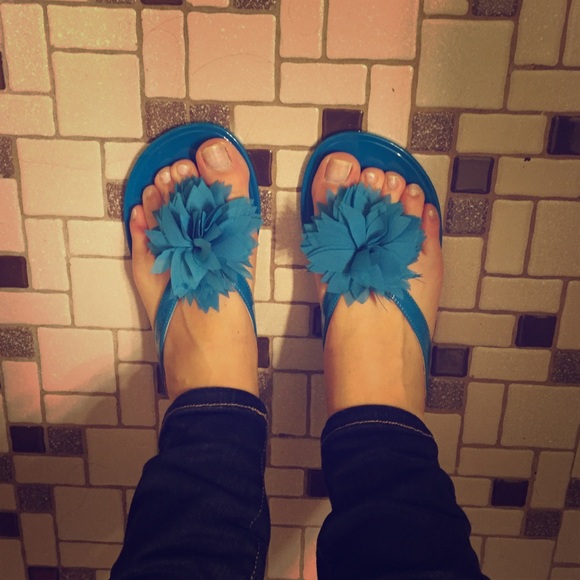 NWOT Calvin Klein flip flops