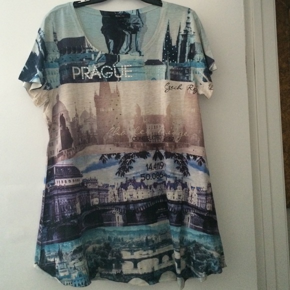 Beautiful dressy Tshirt with bling!