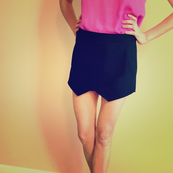 Black asymmetrical hem skort