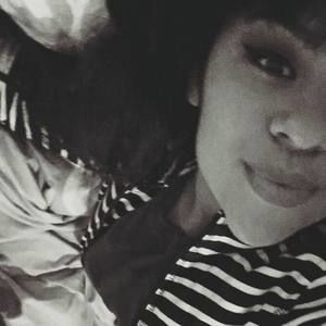 Meet your Posher, Erica
