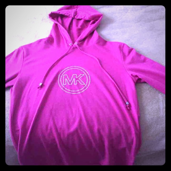 Michael Kohrs sweat shirt