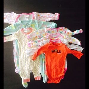 Baby Girl Bundle. 7 Pieces.