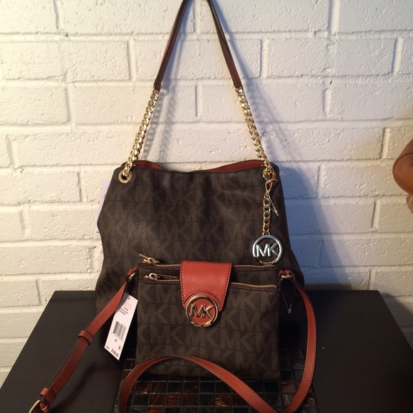 Michael kors monogram jet set item tote - Picture 2 of 4