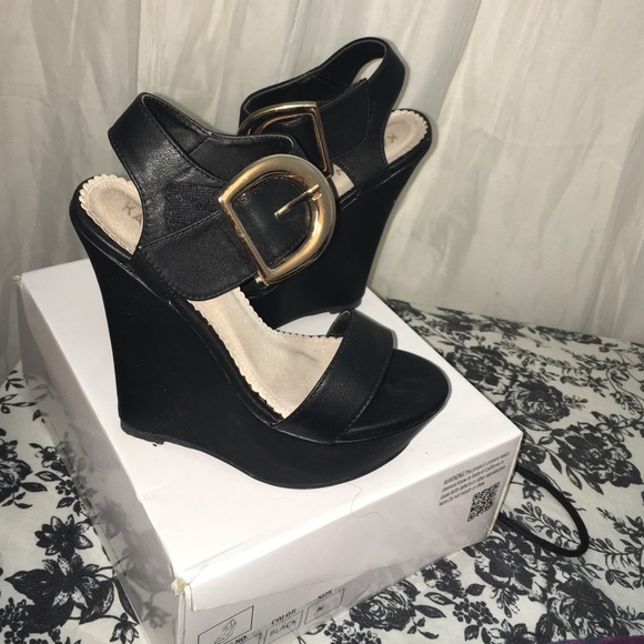 Heels👠 - Picture 2 of 4