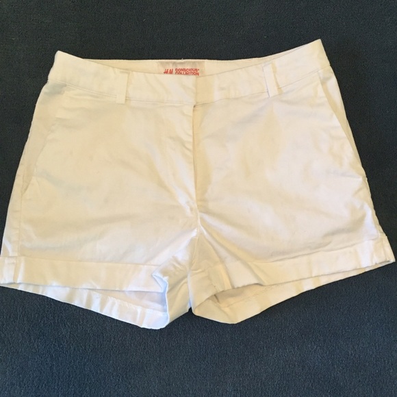 White H&M short shorts