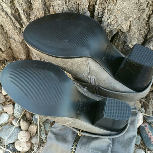 HP🎉NWOT Knee High Taupe Zip Overlap Boot - Picture 2 of 4