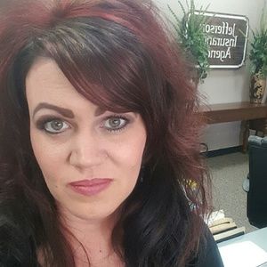 Meet your Posher, Rena