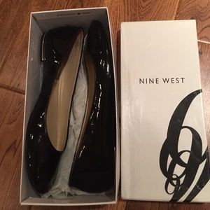 Nine west black patent leather flats