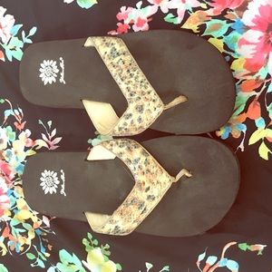 Sequin Leopard Print Yellow Box Flip Flops