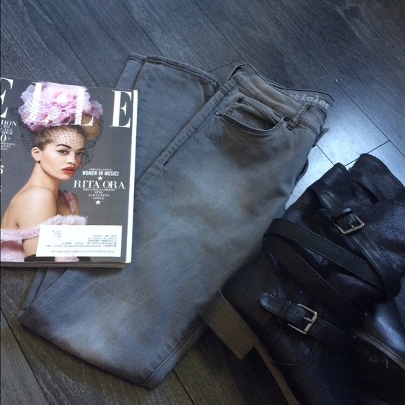 Grey Demin Jeans.