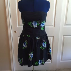 Adorable Hollister Dress!