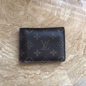 Louis Vuitton Men's Wallet
