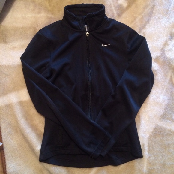 Nike Jacket - Picture 2 of 4