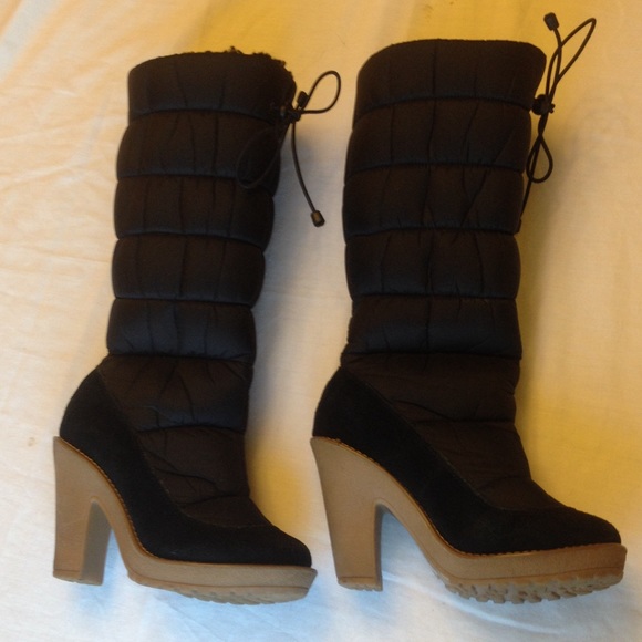 Colin Stuart Shoes - Super cute tall boots