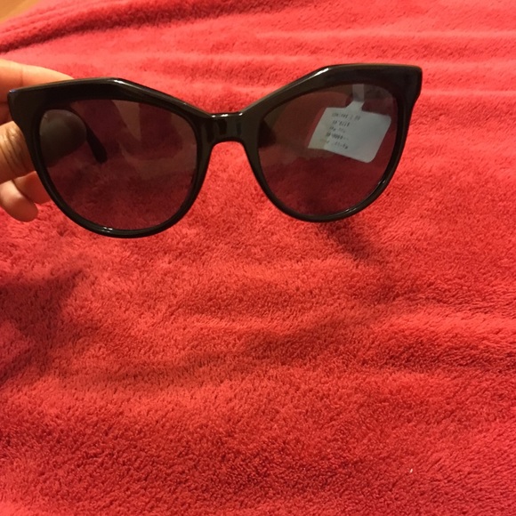 SOLD - Picture 1 of 3