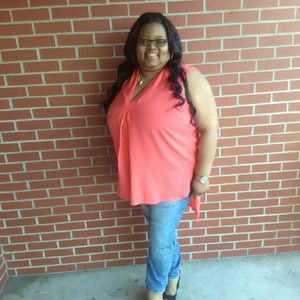 Meet your Posher, Deirdre