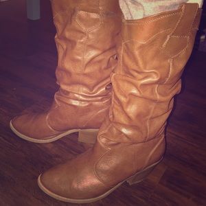 Size 8 light brown Charlotte Russe cowboy boots