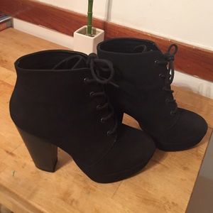 Mossimo Black Lace Up Booties